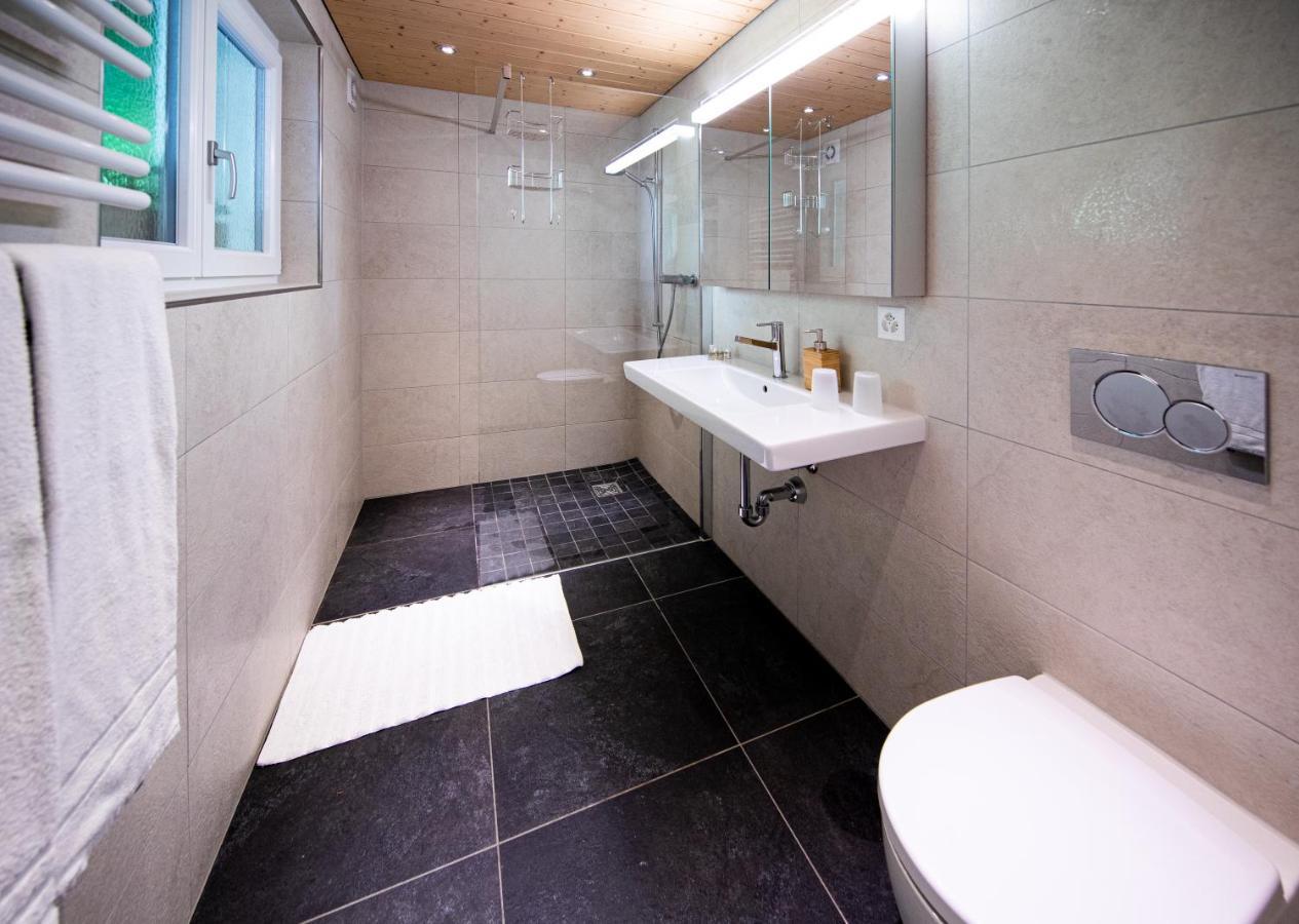 Ferienwohnung Selinda Niederried bei Interlaken エクステリア 写真