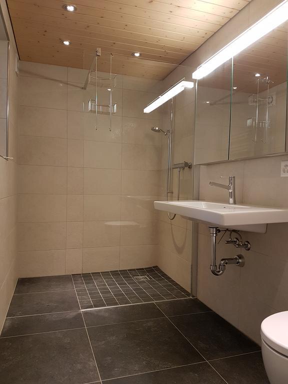 Ferienwohnung Selinda Niederried bei Interlaken エクステリア 写真